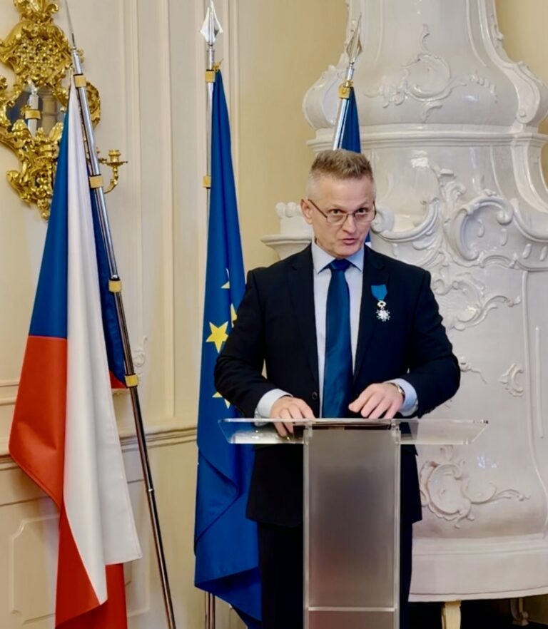 Ryt&iacute;ř Ordre National du M&eacute;rite